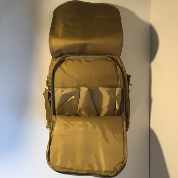 ONLY 2 LEFT❗️Versatile Tactical Bag - Picture 5 of 6